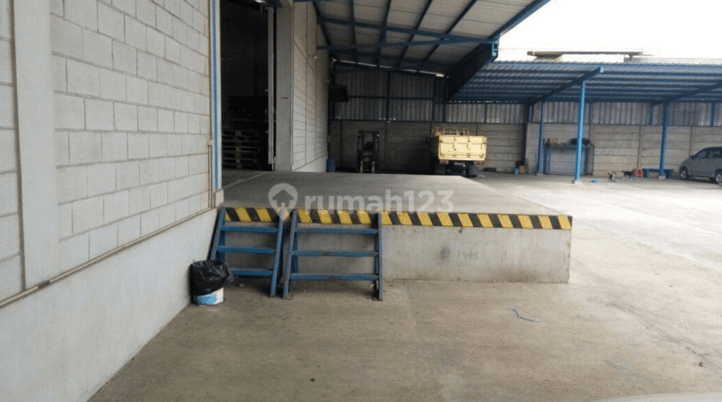 Gudang di kawasan industri cimareme padalarang