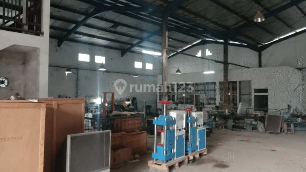 Gudang di kawasan industri cimareme padalarang
