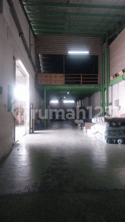 Gudang di Cimareme Padalarang