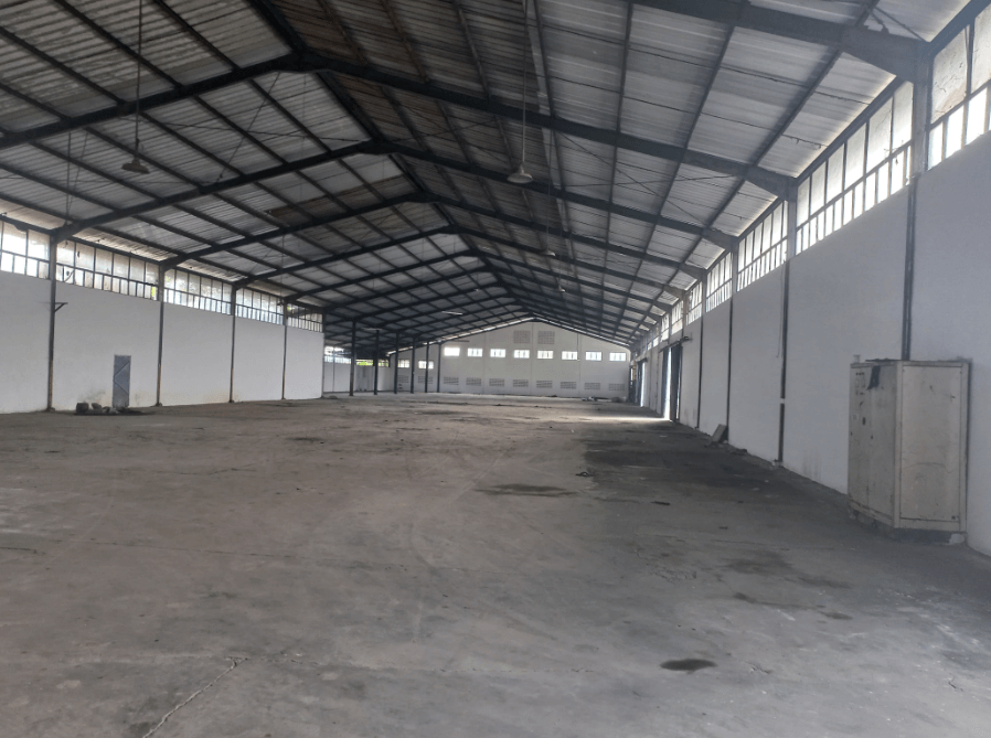 gudang di sayap moch toha