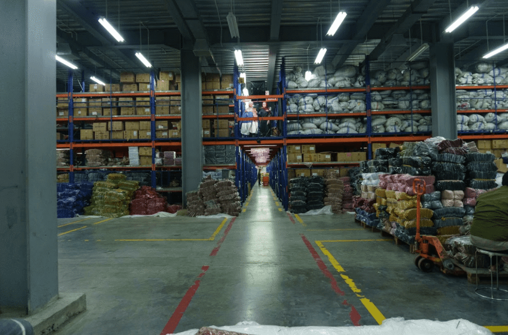 gudang di cicukang holis bandung