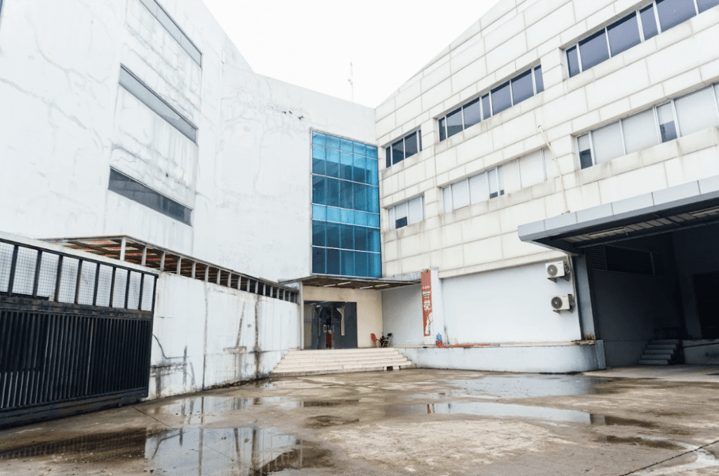 gudang di cicukang holis bandung