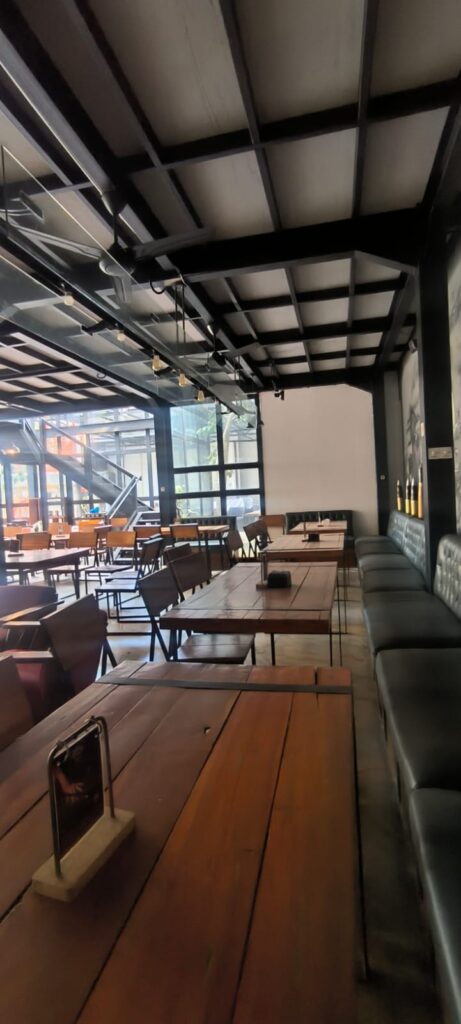 Ruko Ruang Usaha di Dago Bandung